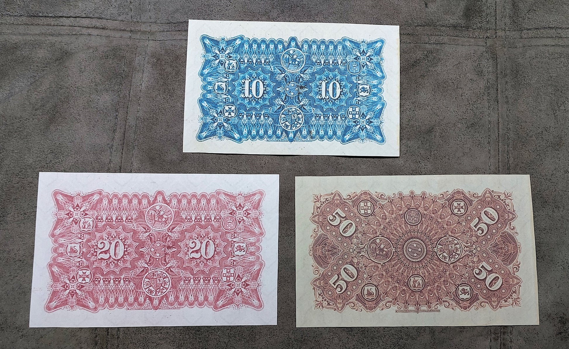 The Union Bank of Australasia 10 Pound & 20 Pound 1905 banknotes reverse side