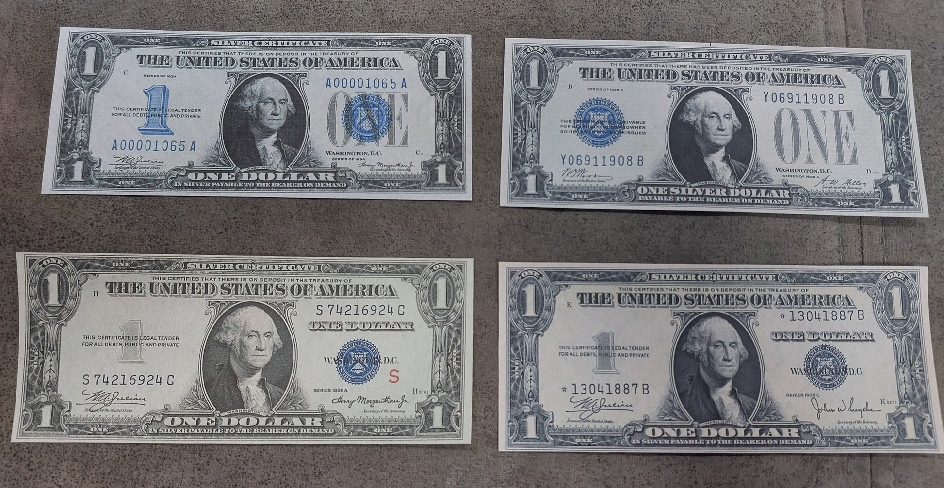US 1 Dollar 1928 Funnyback, 1934, 1935C and 1935A Hawaii WWII Silver Certificate notes front